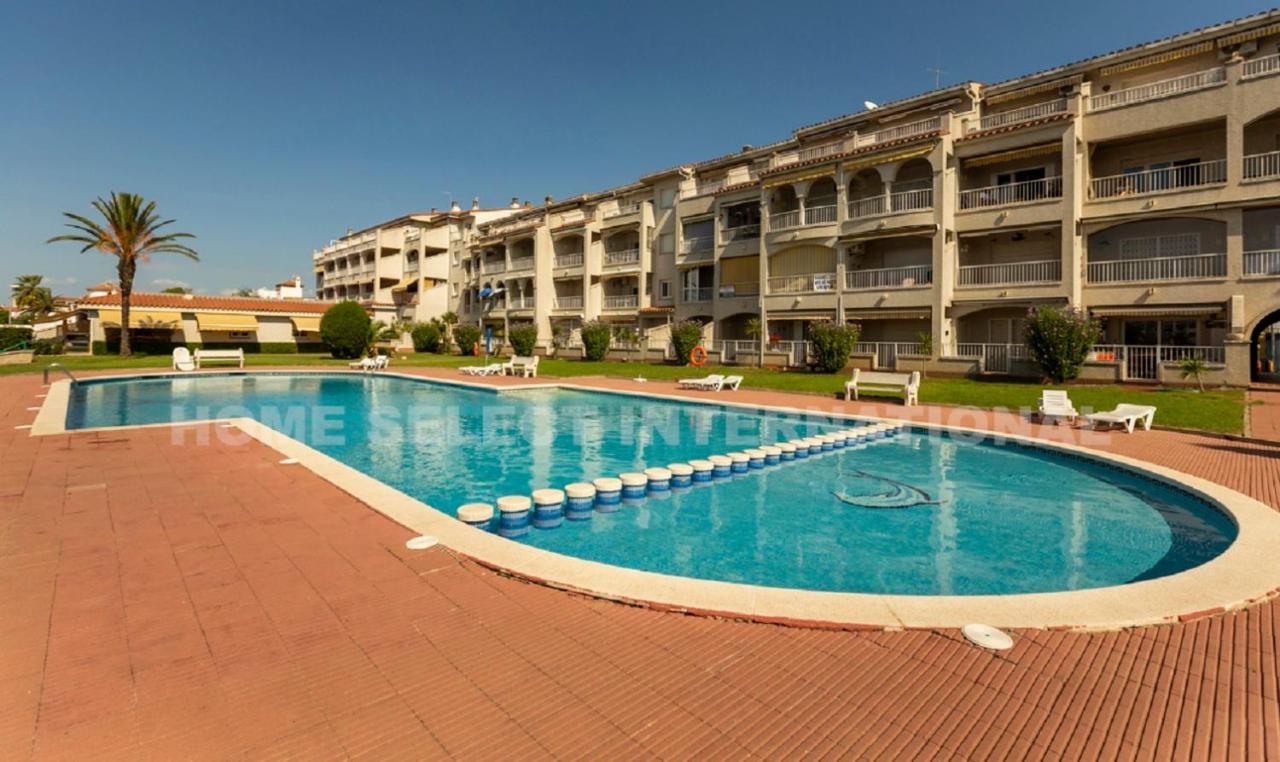 1005 Apartamento Con Vistas Al Lago San Maurici By Homeselectspain Empuriabrava Luaran gambar