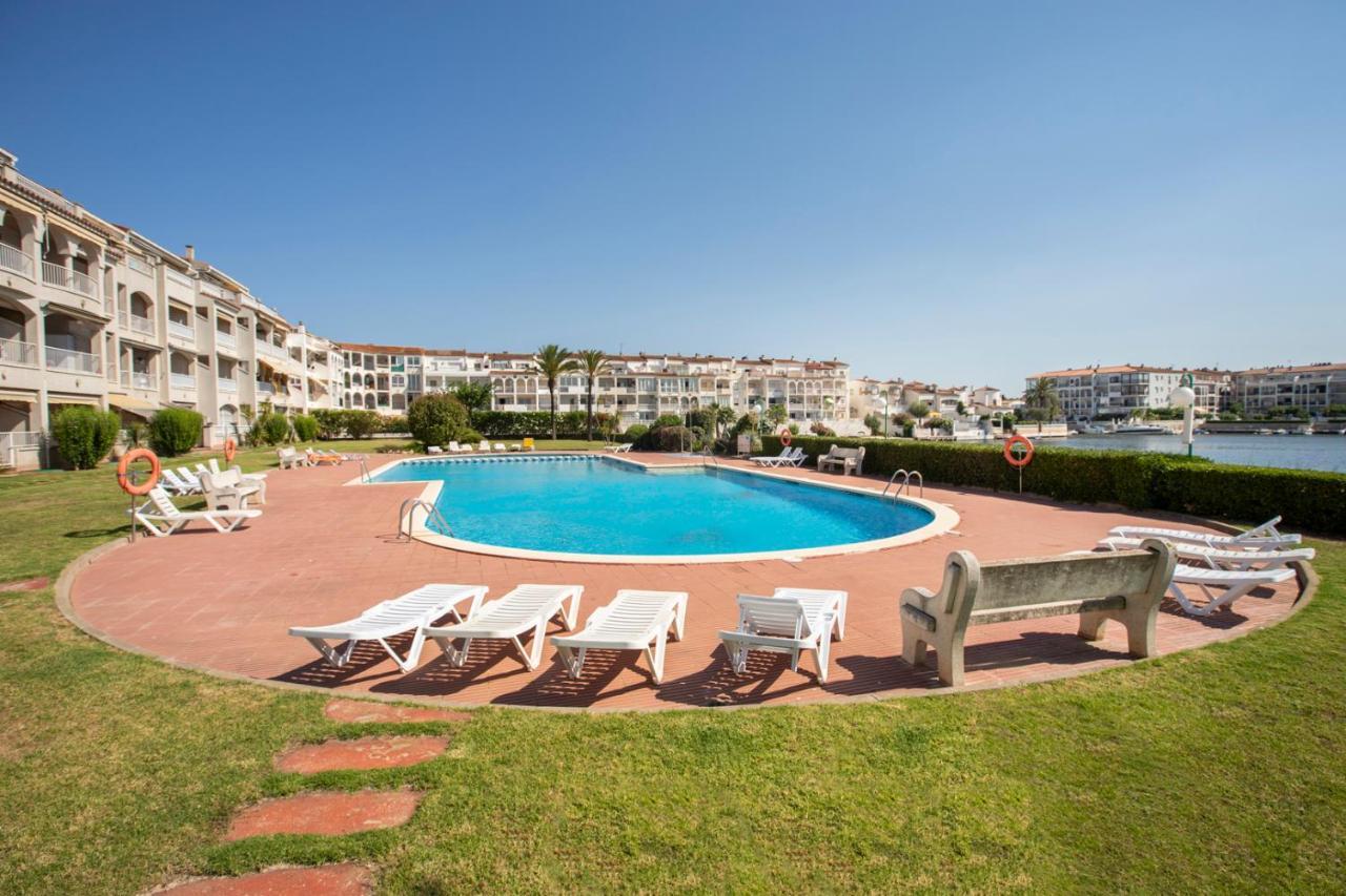1005 Apartamento Con Vistas Al Lago San Maurici By Homeselectspain Empuriabrava Luaran gambar