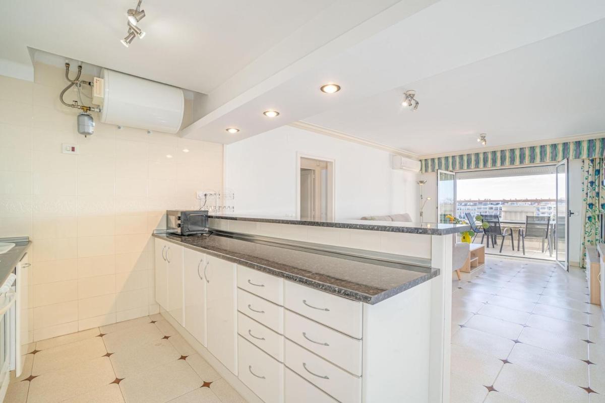1005 Apartamento Con Vistas Al Lago San Maurici By Homeselectspain Empuriabrava Luaran gambar